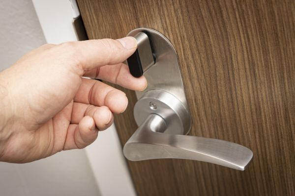 Deadbolt Installation Service in Anoka