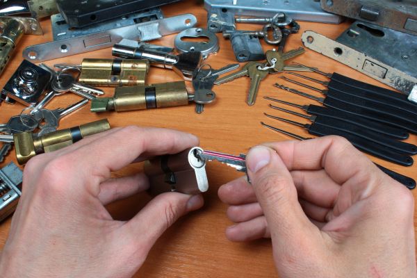 Industrial Locksmith Service in Anoka