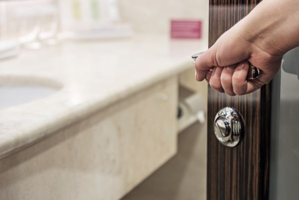 Commercial Locksmith Service in Anoka